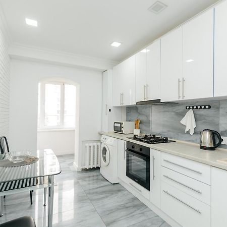 Apartament Ultra Centr Chisinau Luxrent Zewnętrze zdjęcie